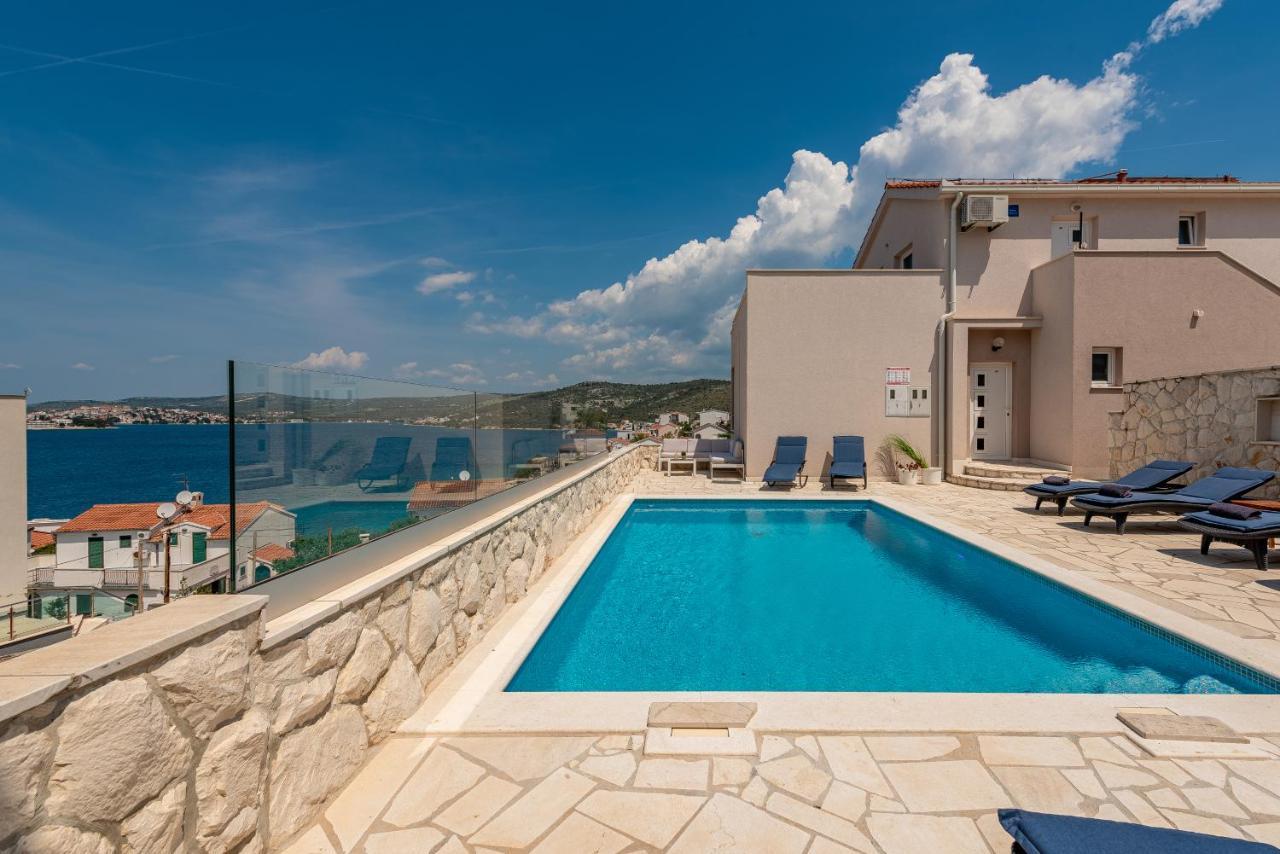 Villa Mona Apartments Razanj Exterior photo